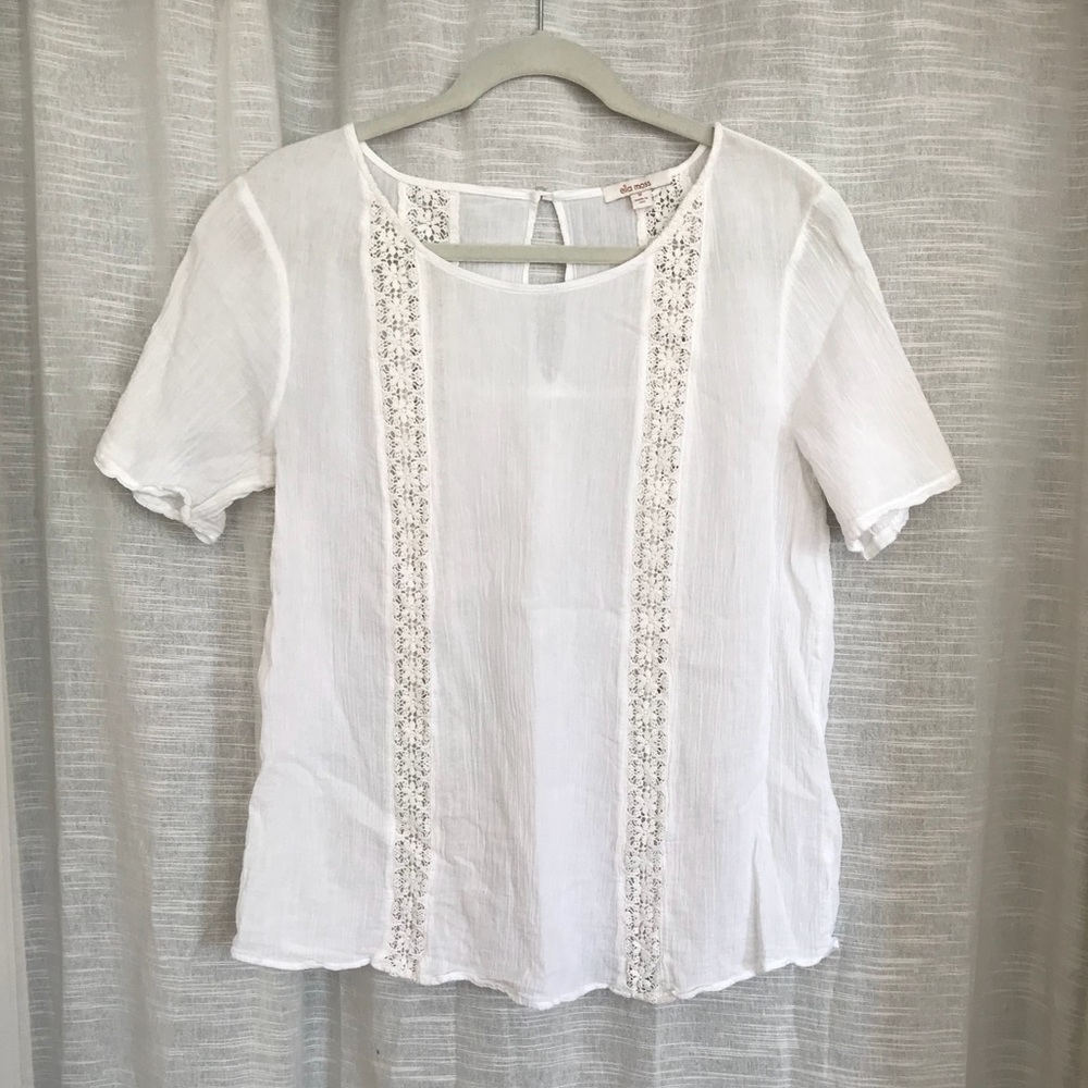 White cotton summer top.